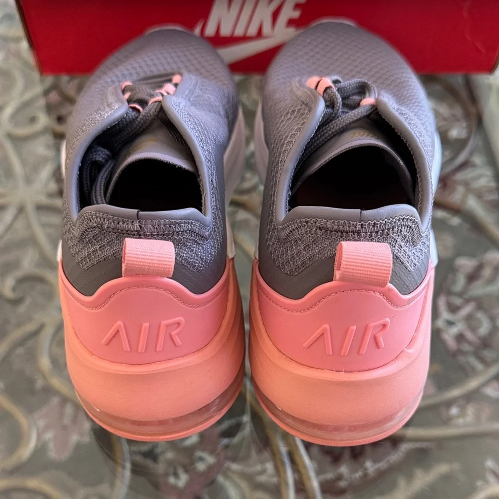 Nike New Grey and Pink Women's Sneakers